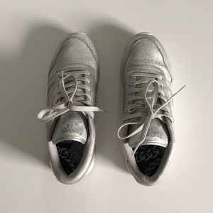 Reebok Diamond Pack Classics (Colab/Gigi Hadid)